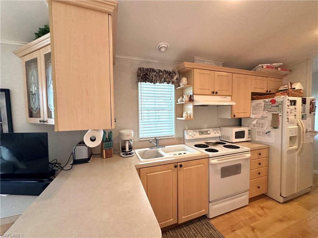 20180 Ponce De Leon Dr Property Photo 12