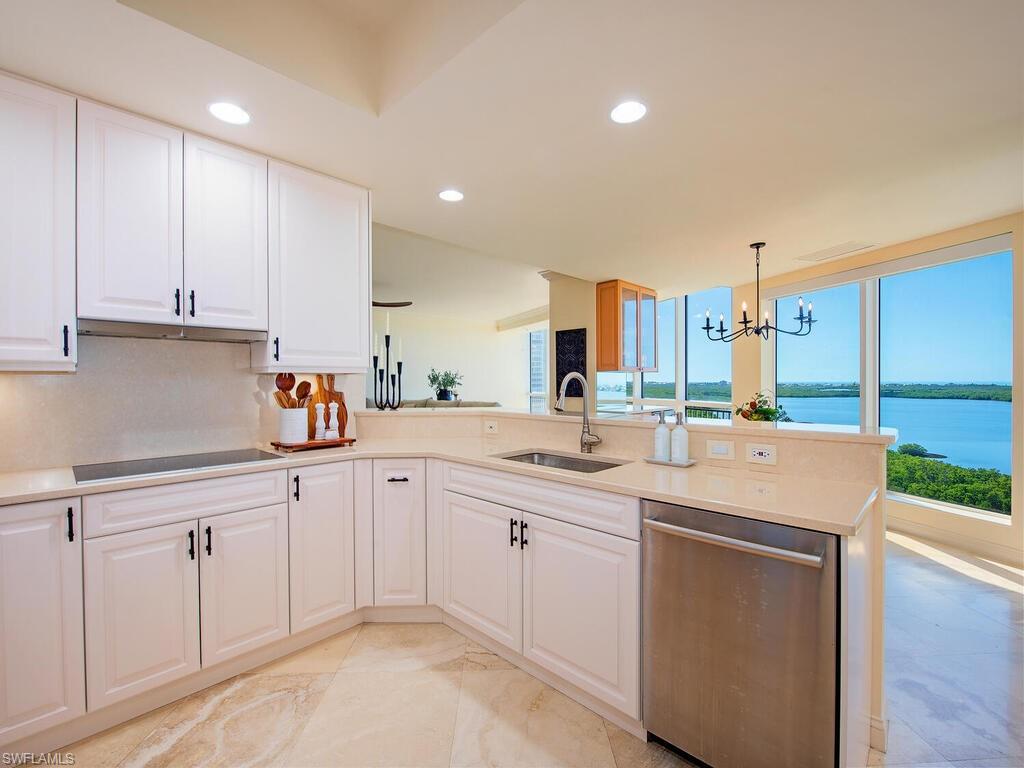4801 Bonita Bay Blvd 1103 Property Photo 6