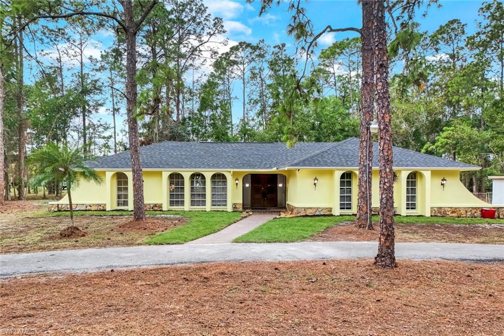 525 Weber Blvd N Property Photo 1