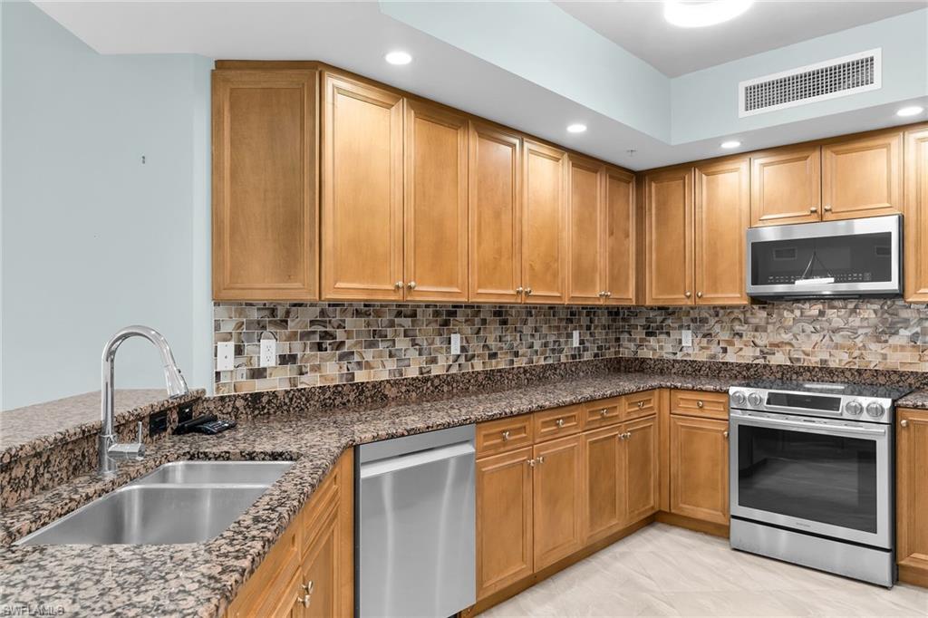 1065 Borghese Ln 1902 Property Photo 10