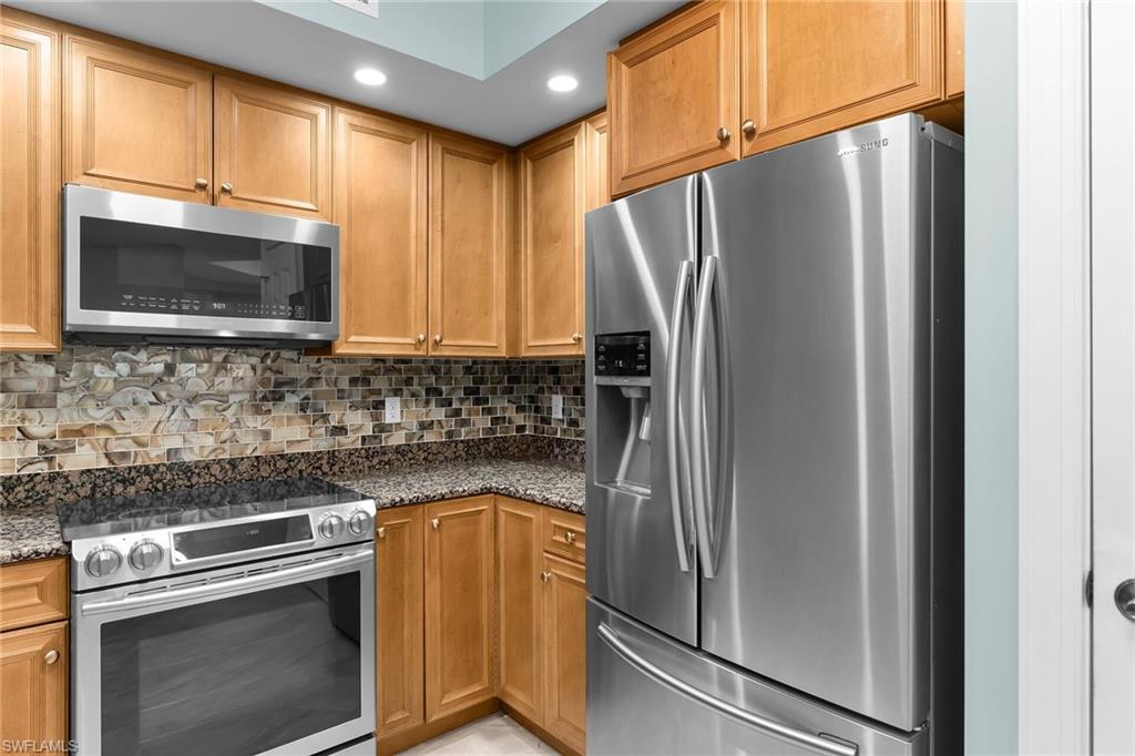 1065 Borghese Ln 1902 Property Photo 11