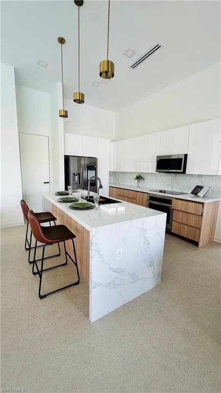 15048 Hennipen Cir E Property Photo 17