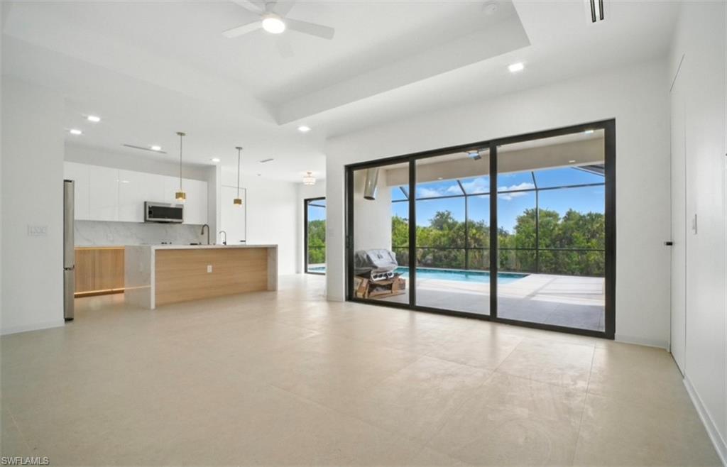 13630 Allamanda Cir Property Photo 3