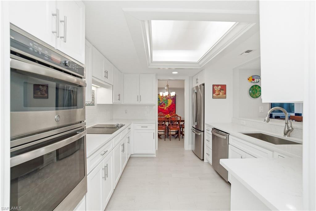 5601 Turtle Bay Dr 803 Property Photo 6