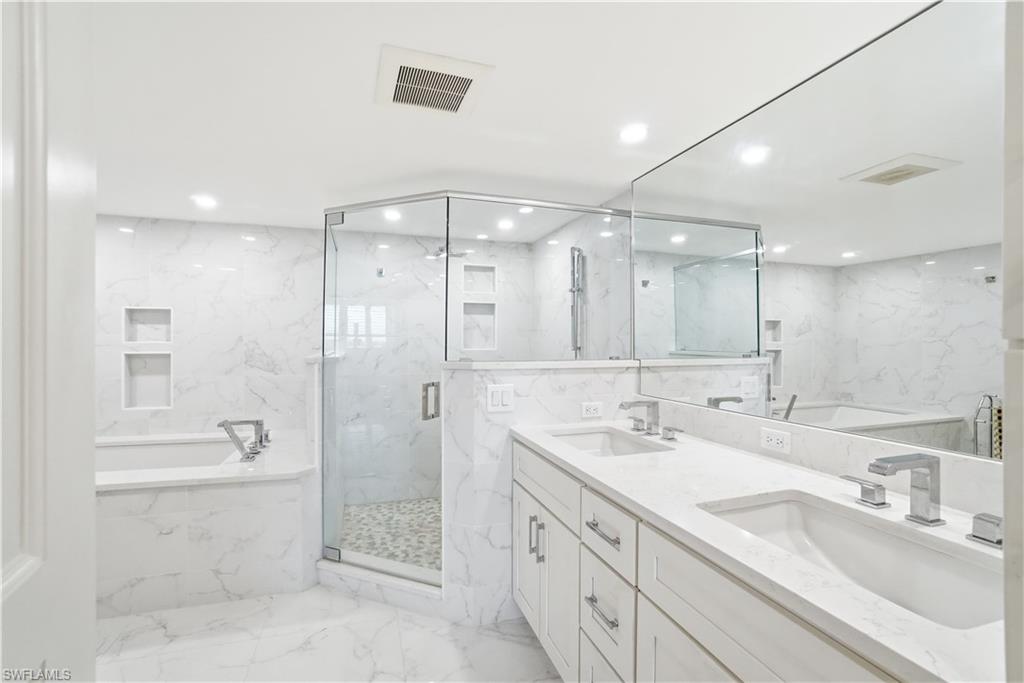 5601 Turtle Bay Dr 803 Property Photo 10