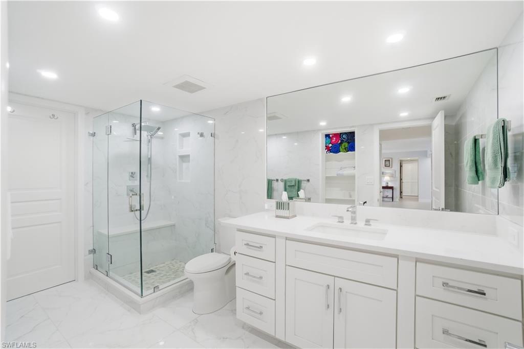 5601 Turtle Bay Dr 803 Property Photo 13