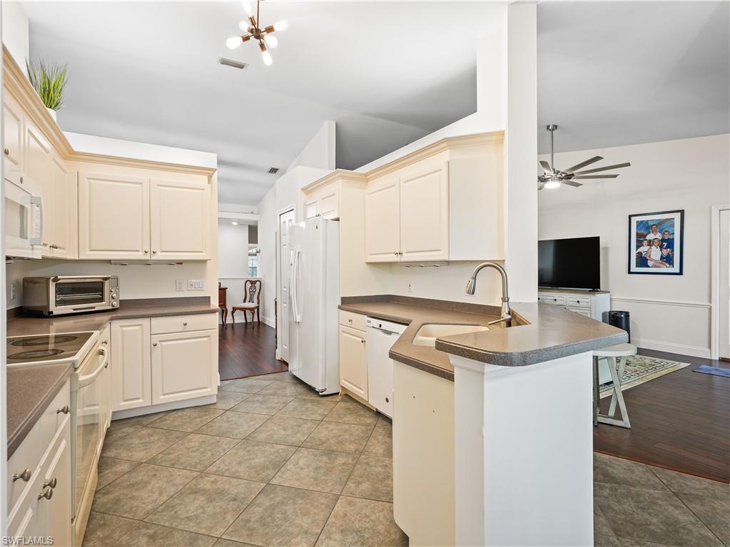 5908 Three Iron Dr 2204 Property Photo 21