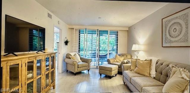 3661 Wild Pines Dr 102 Property Photo 2
