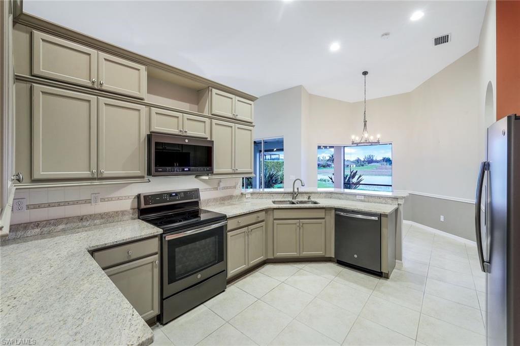 18025 Greenwood Dr Property Photo 10