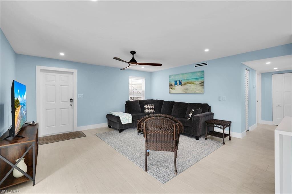 1155 Sandpiper St C7 Property Photo 4
