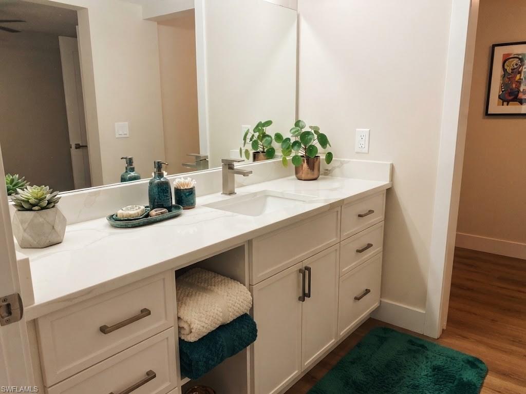 1826 Kings Lake Blvd 7-101 Property Photo 6