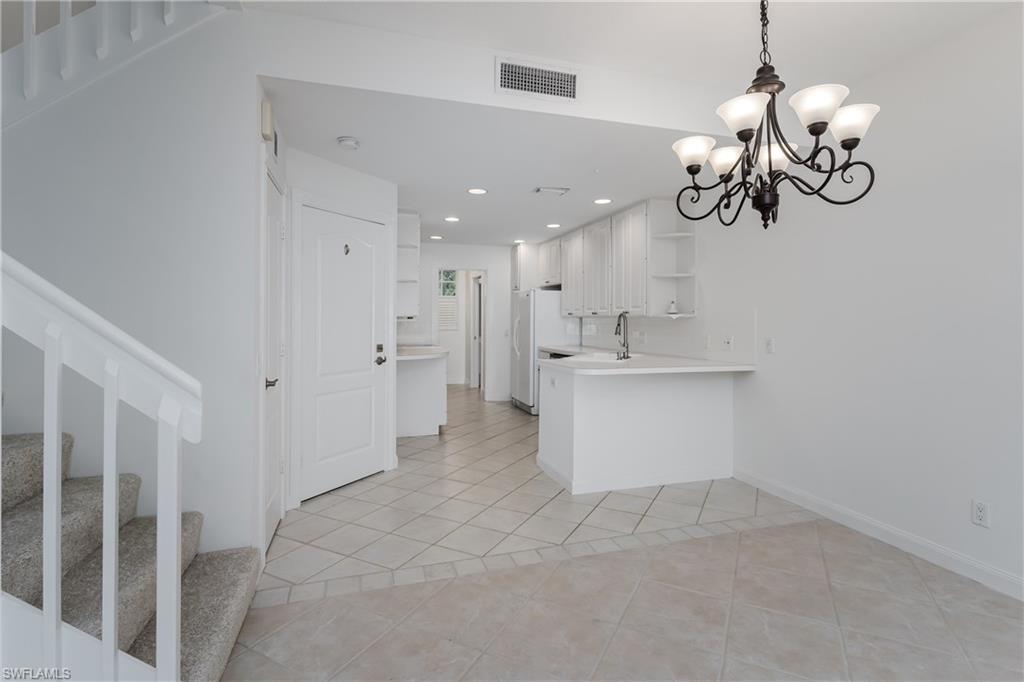 5353 Cove Cir Property Photo 9