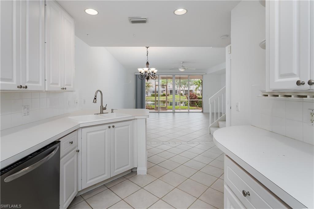 5353 Cove Cir Property Photo 10