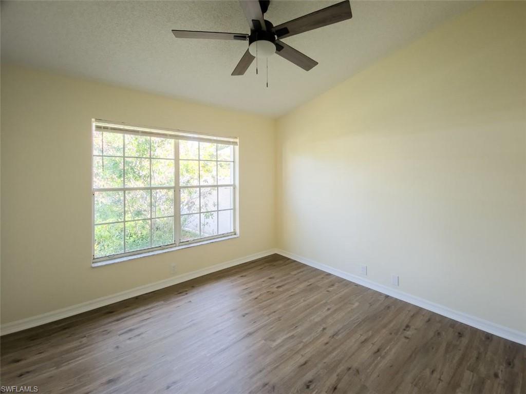 4209 Castlewood Dr Property Photo 14