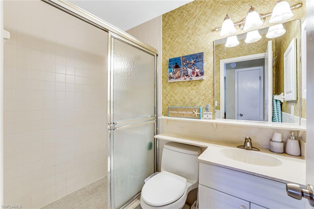 457 Tallwood St 406 Property Photo 12