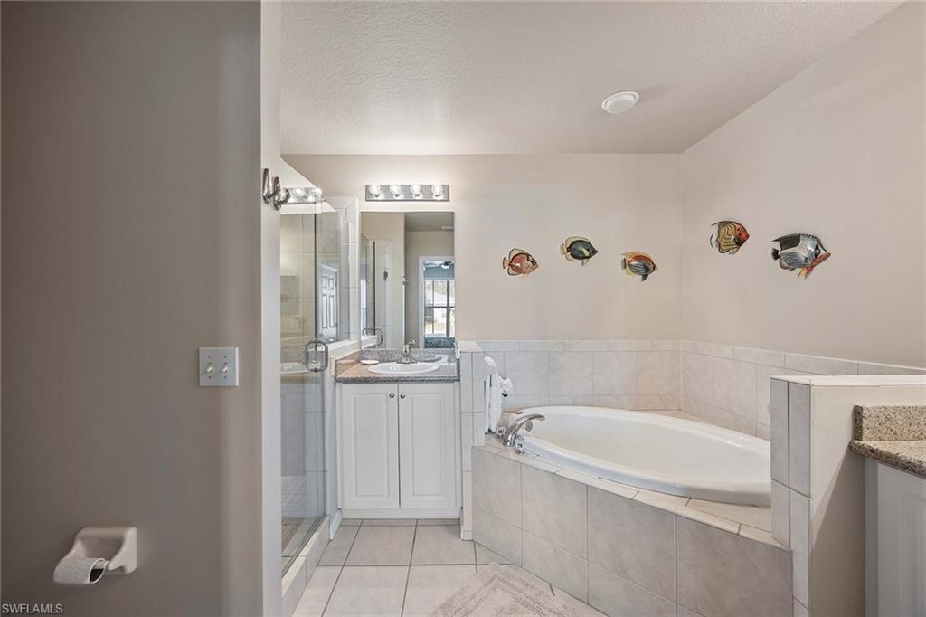 226002566 Property Photo 14