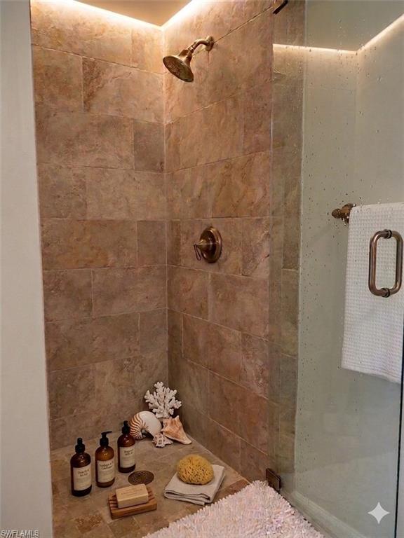 408 Broad Ave S H408 Property Photo 8