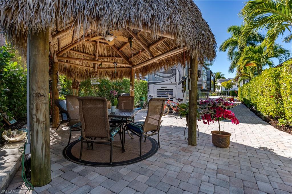 13466 Ladyfish Ln Property Photo 6