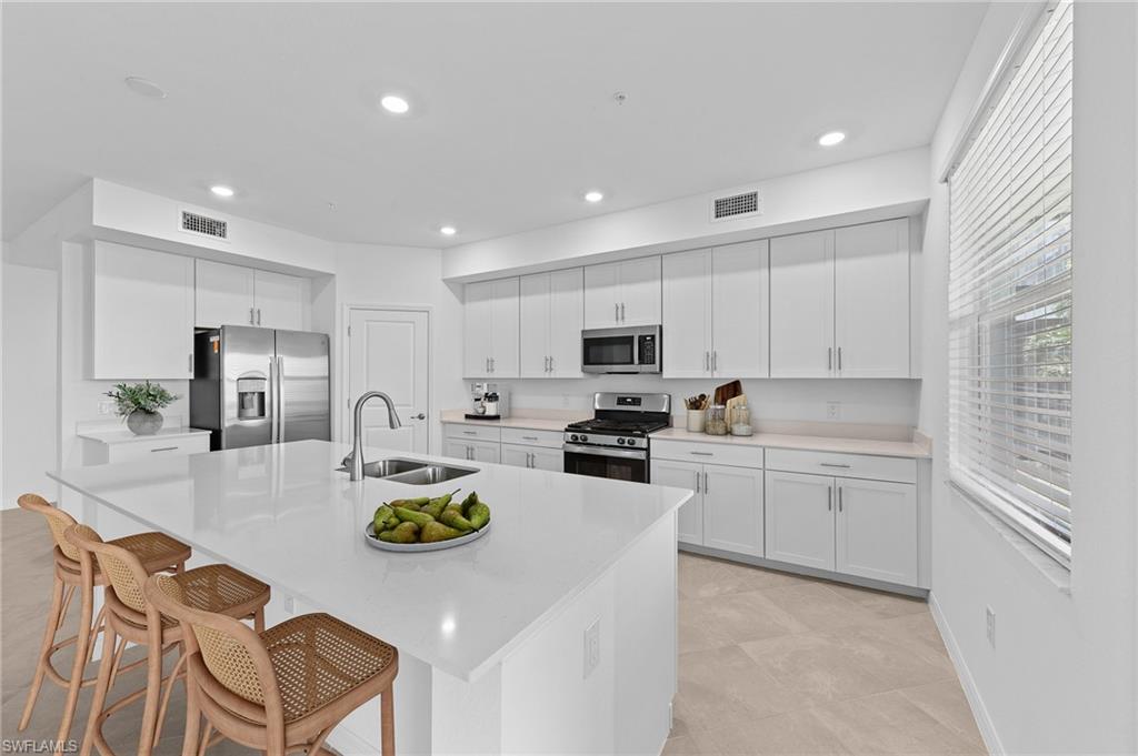 16556 Kingwood Lane 34-102 Property Photo 13