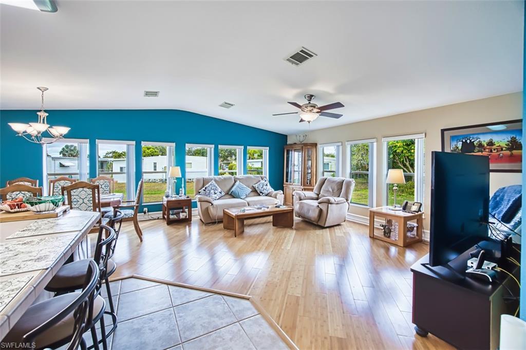 45 San Remo Cir Property Photo 16