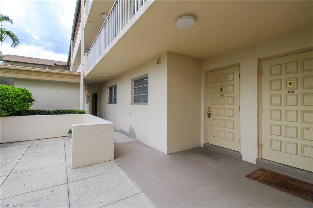1020 Palm View Dr # C104 Property Photo 2