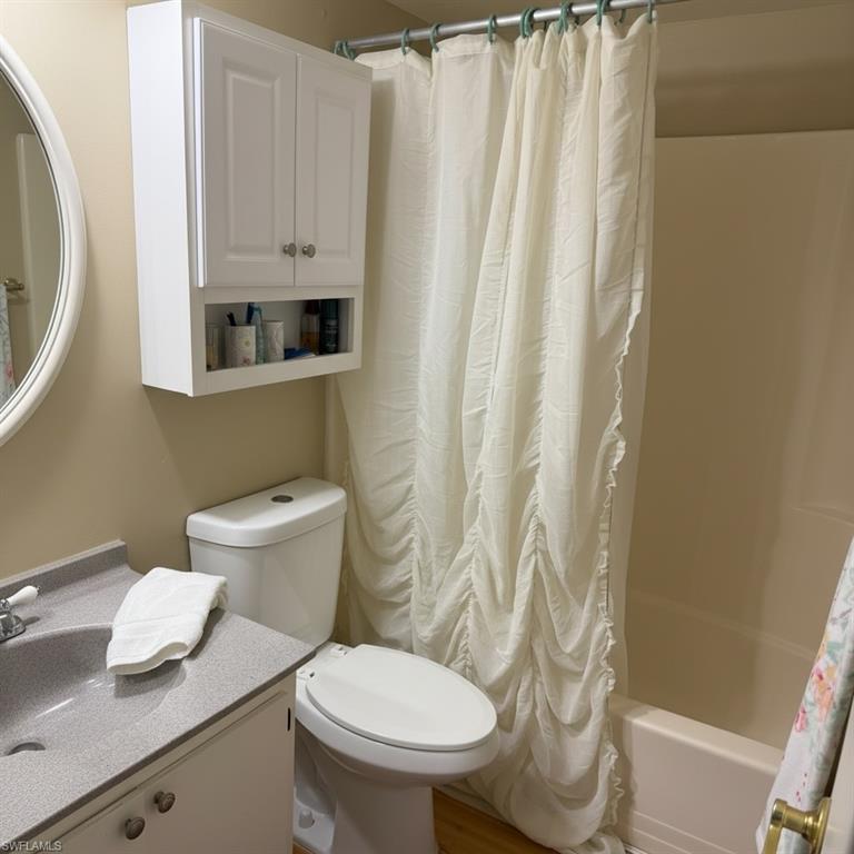 4790 Cleveland Ave 1206 Property Photo 7