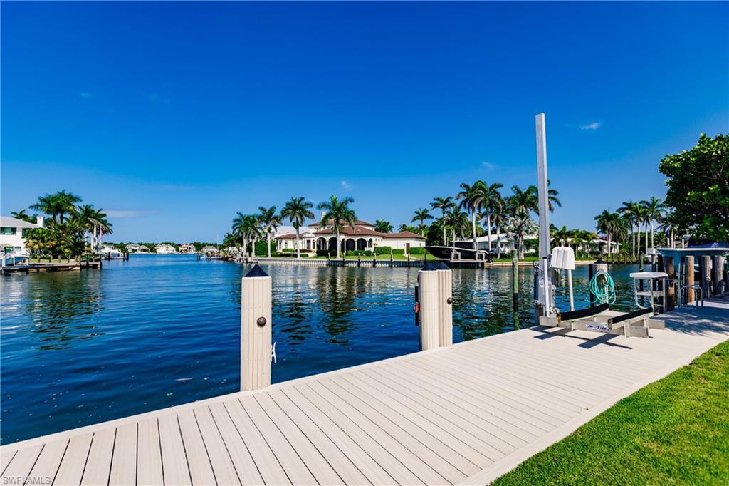 2450 Tarpon Rd Property Photo 8