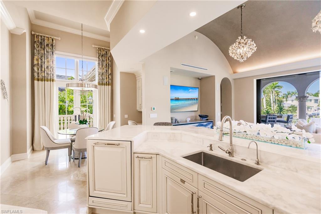 2450 Tarpon Rd Property Photo 8