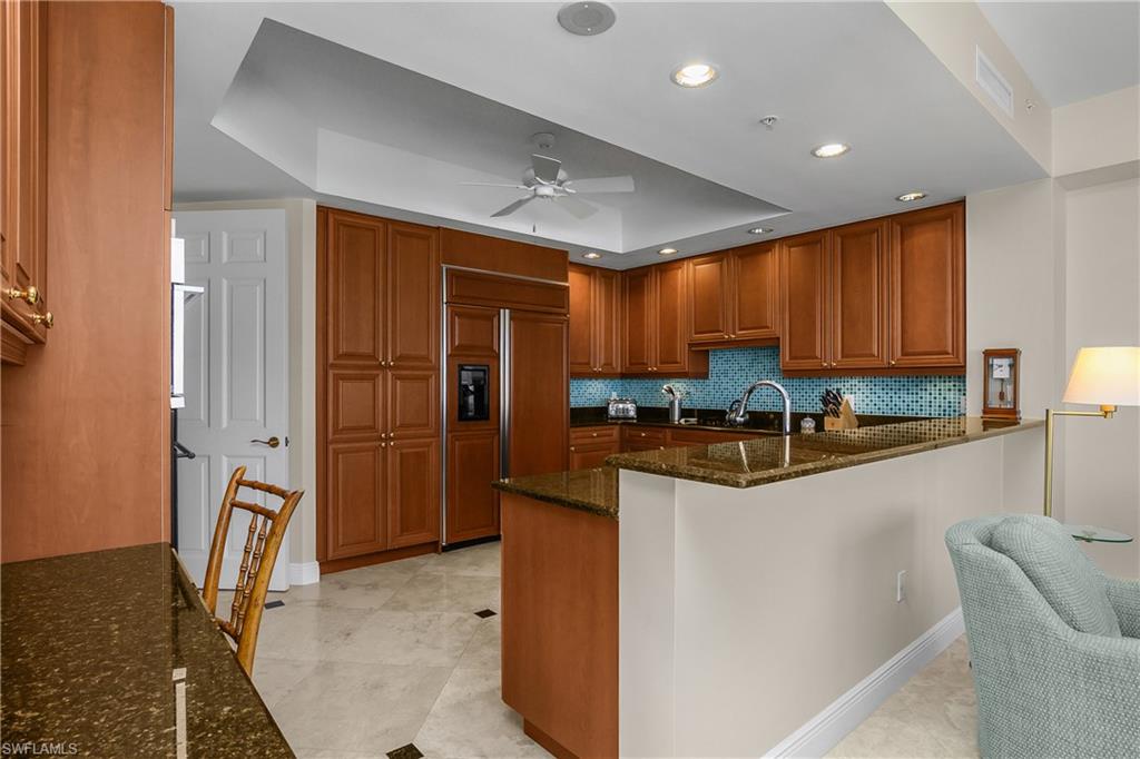 8787 Bay Colony Dr 906 Property Photo 10