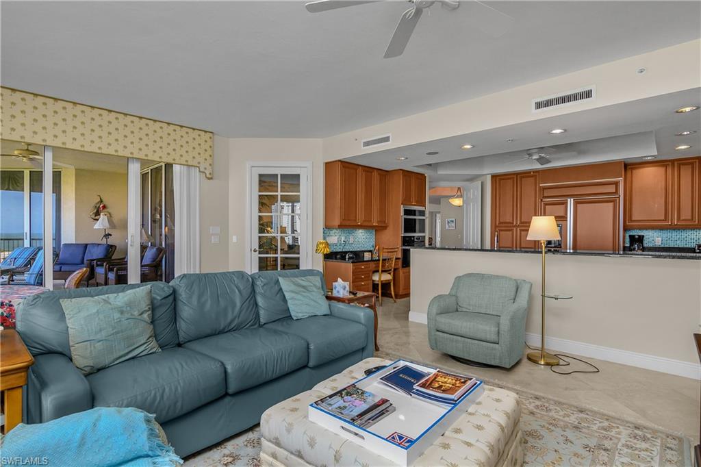 8787 Bay Colony Dr 906 Property Photo 16