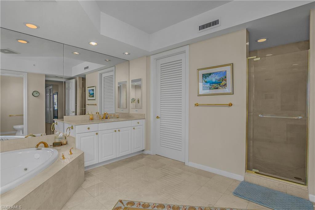 8787 Bay Colony Dr 906 Property Photo 21