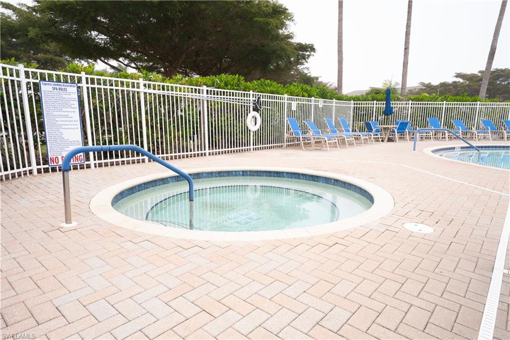 10062 Spyglass Hill Ln Property Photo 17
