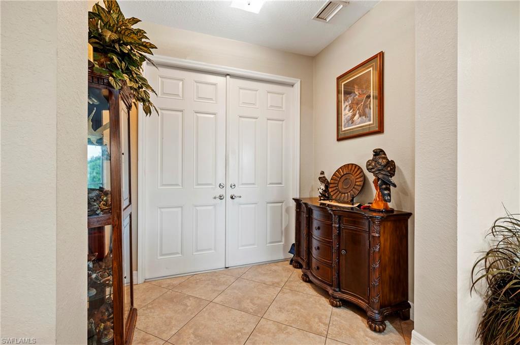 1629 2nd Ter Property Photo 9