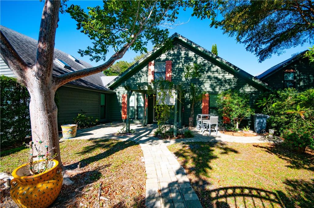 1313 Solana Rd W A3 Property Photo 2