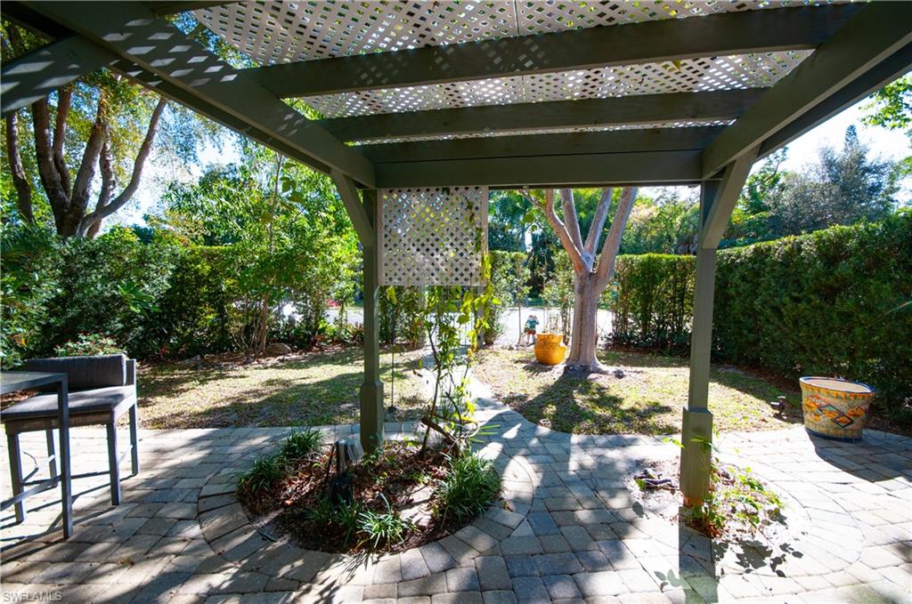 1313 Solana Rd W A3 Property Photo 3