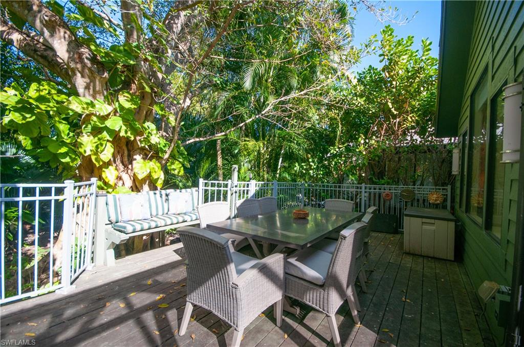 1313 Solana Rd W A3 Property Photo 25
