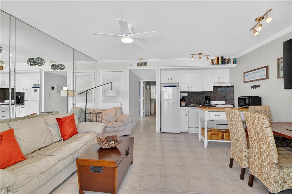 900 Collier Blvd 606 Property Photo 6