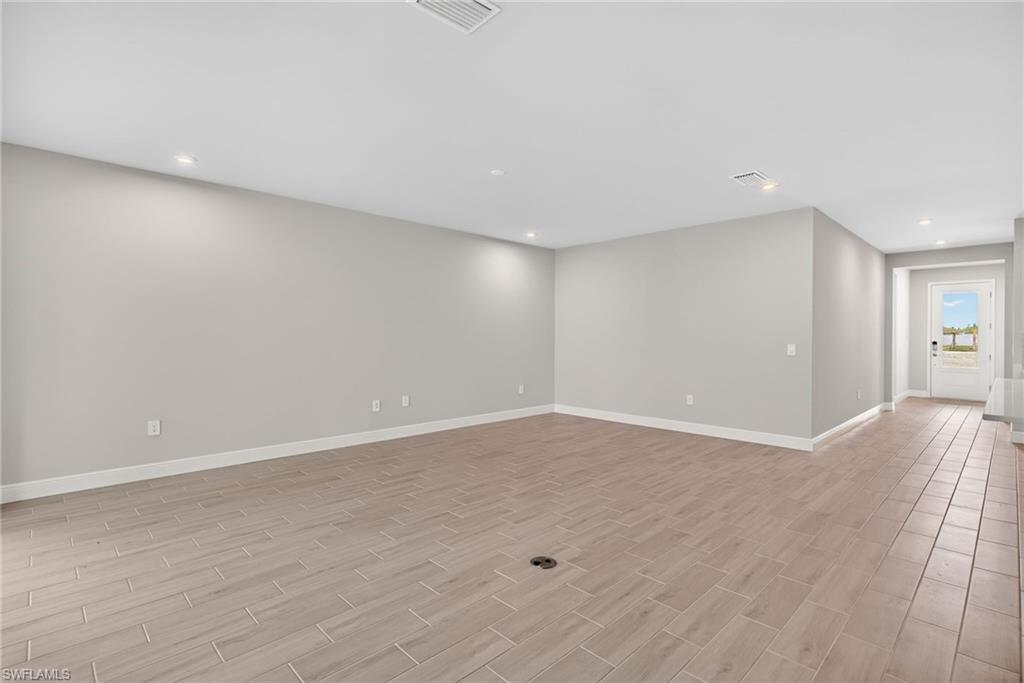 1833 Summerlit Ave Property Photo 5