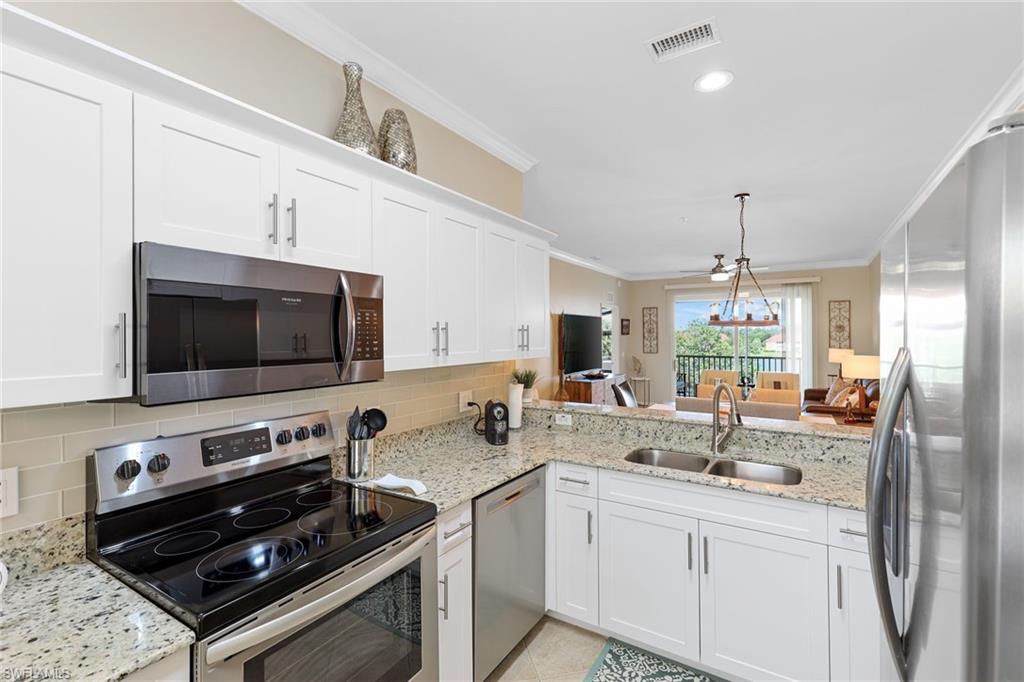 2740 Cypress Trace Cir # 2733 Property Photo 6