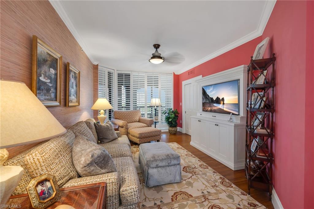8171 Bay Colony Dr 403 Property Photo 15