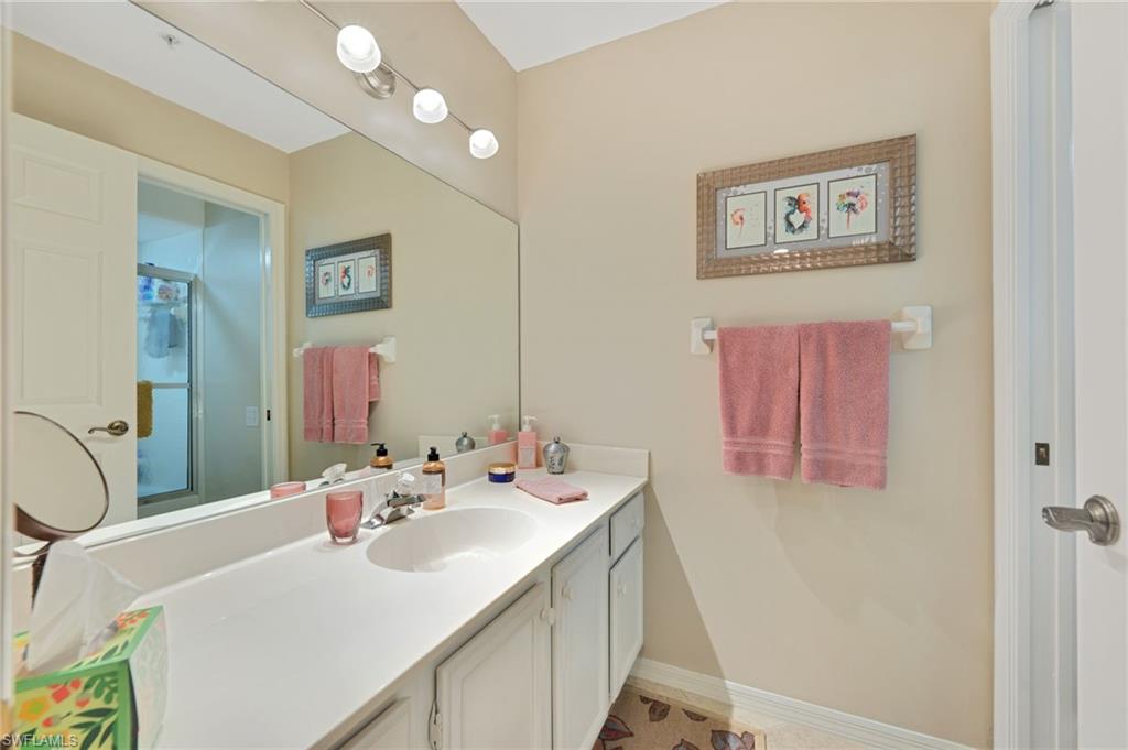 13201 Sherburne Cir 102 Property Photo 10