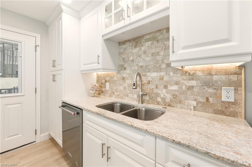 222 Harbour Dr 218 Property Photo 12