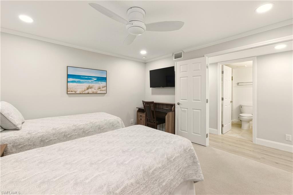 222 Harbour Dr 218 Property Photo 25