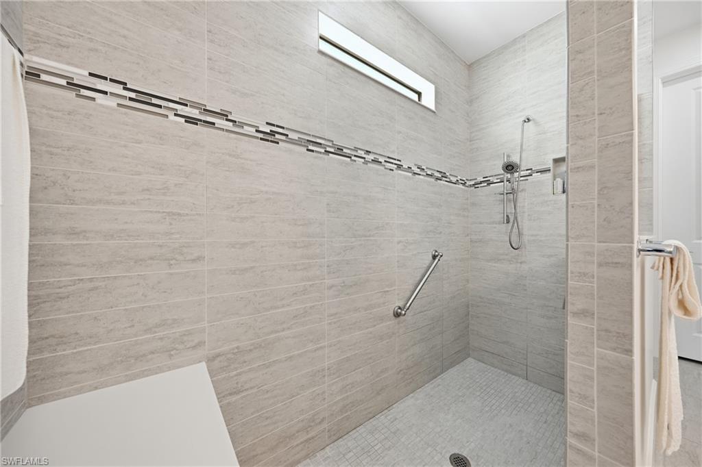 2718 Aviamar Cir Property Photo 26