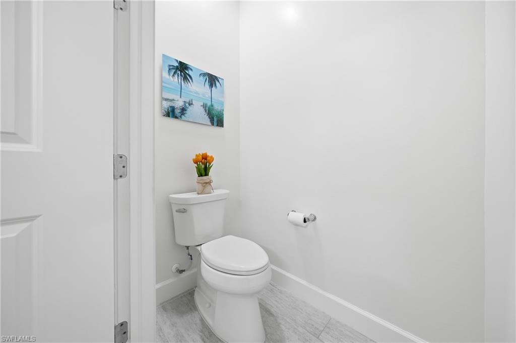 2718 Aviamar Cir Property Photo 27