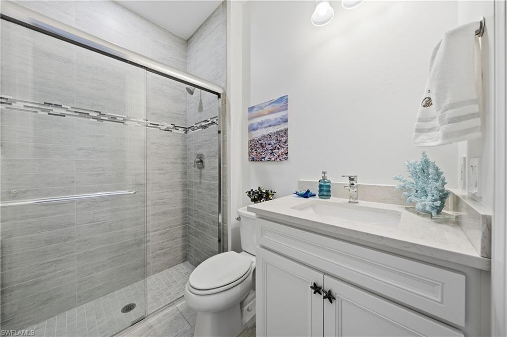 2718 Aviamar Cir Property Photo 32