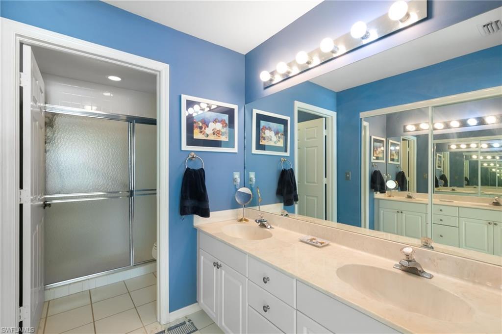 768 Wiggins Lake Dr 202 Property Photo 14