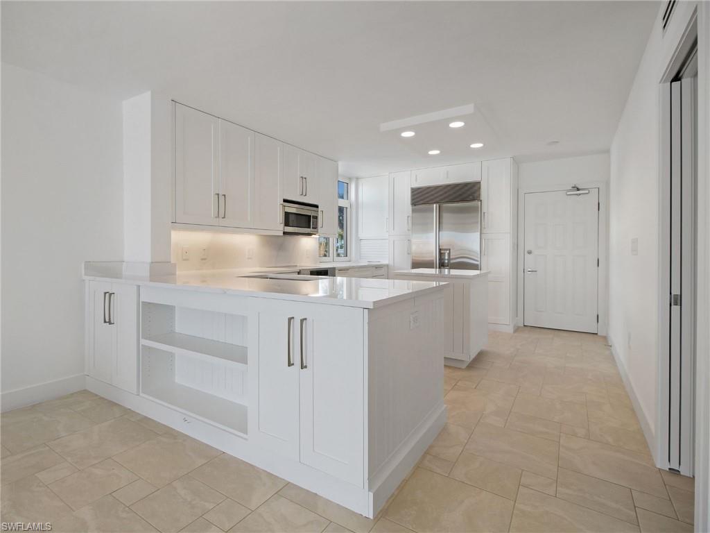 9415 Gulf Shore Dr 102 Property Photo 5