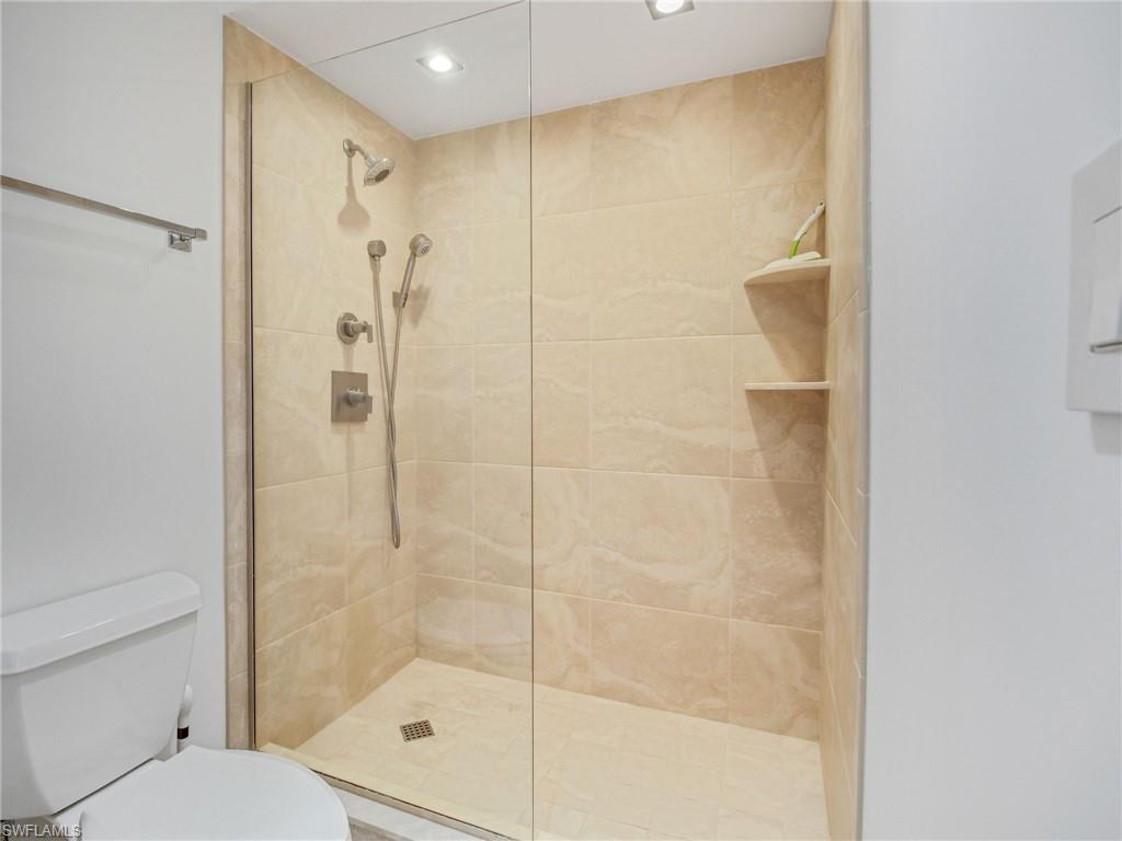 9415 Gulf Shore Dr 102 Property Photo 17