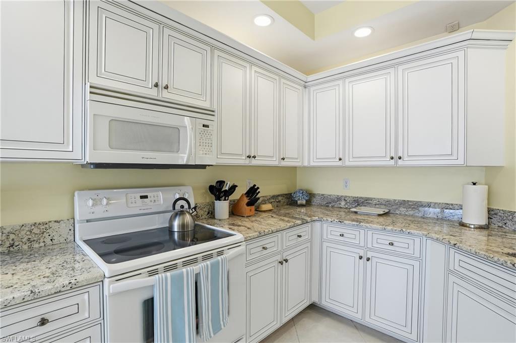 7048 Pelican Bay Blvd C302 Property Photo 15